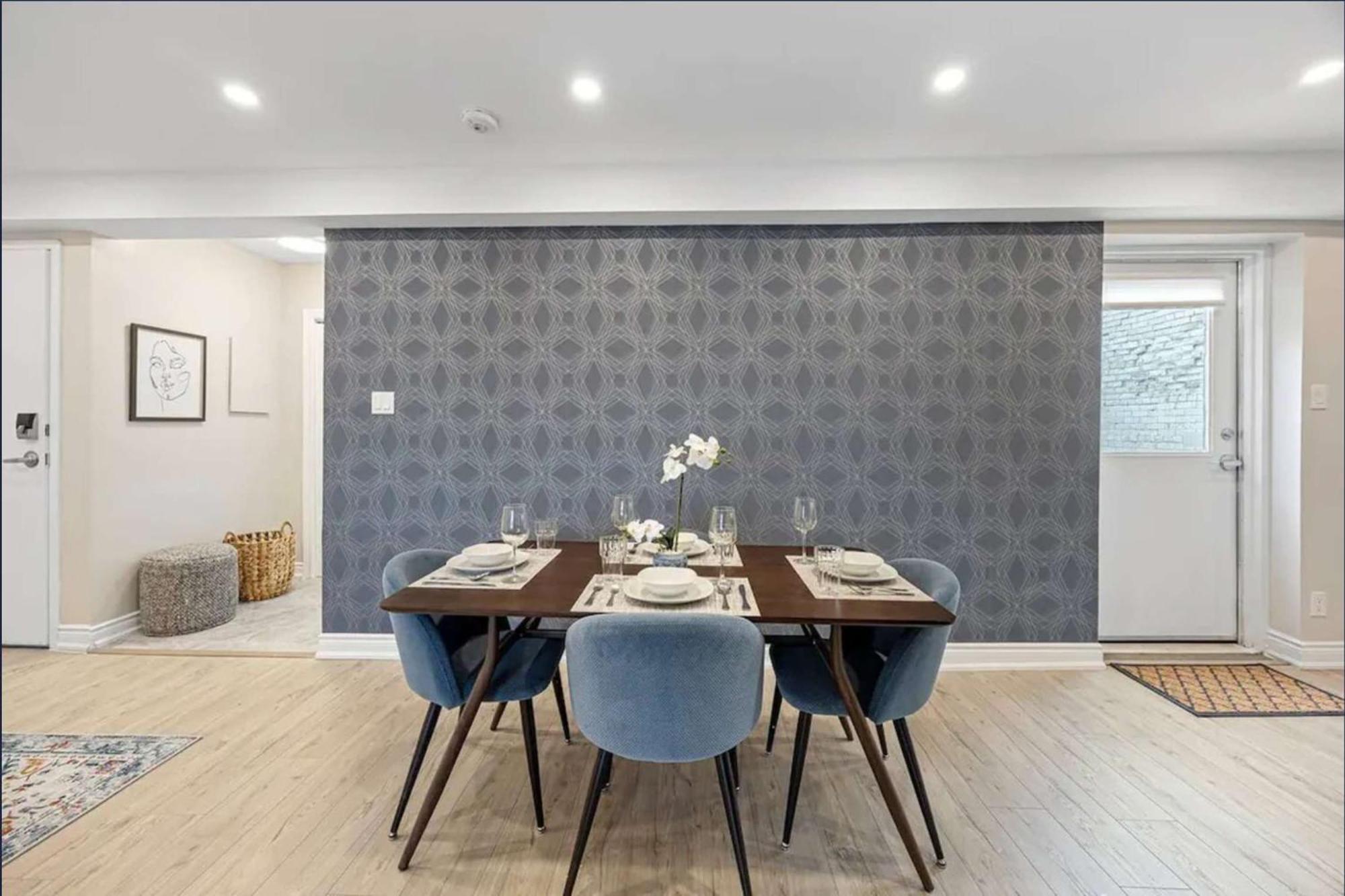 Casa St Clair - Suite -Style Suite W Lrg Patio Торонто Екстериор снимка